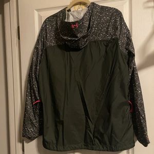 Under Armour rain/windbreaker size XL